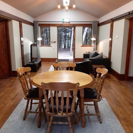 Wyldwood Lodge Cheadle  Exterior photo